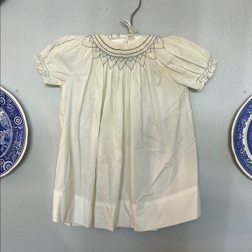 White Casual Dress with Puff Sleeves and Smocking